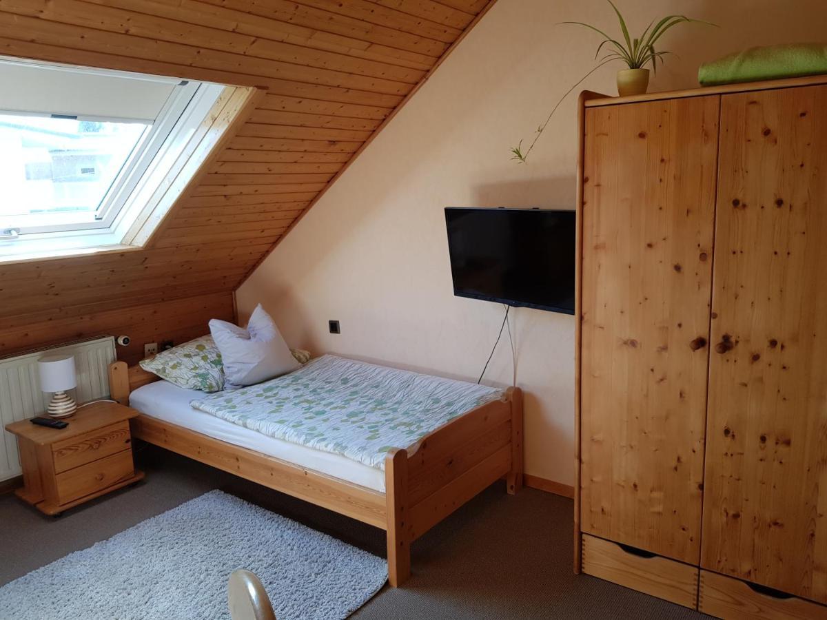 Gaestezimmer Aschenbrenner Bad Rodach Exterior foto
